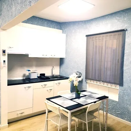 Fantastic 2 Bedrooms, Just 20 Meters From Ocean *